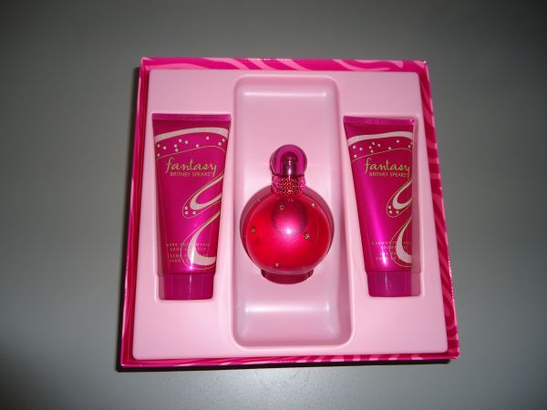 Fantasy Coffret 100ml + Hidratante